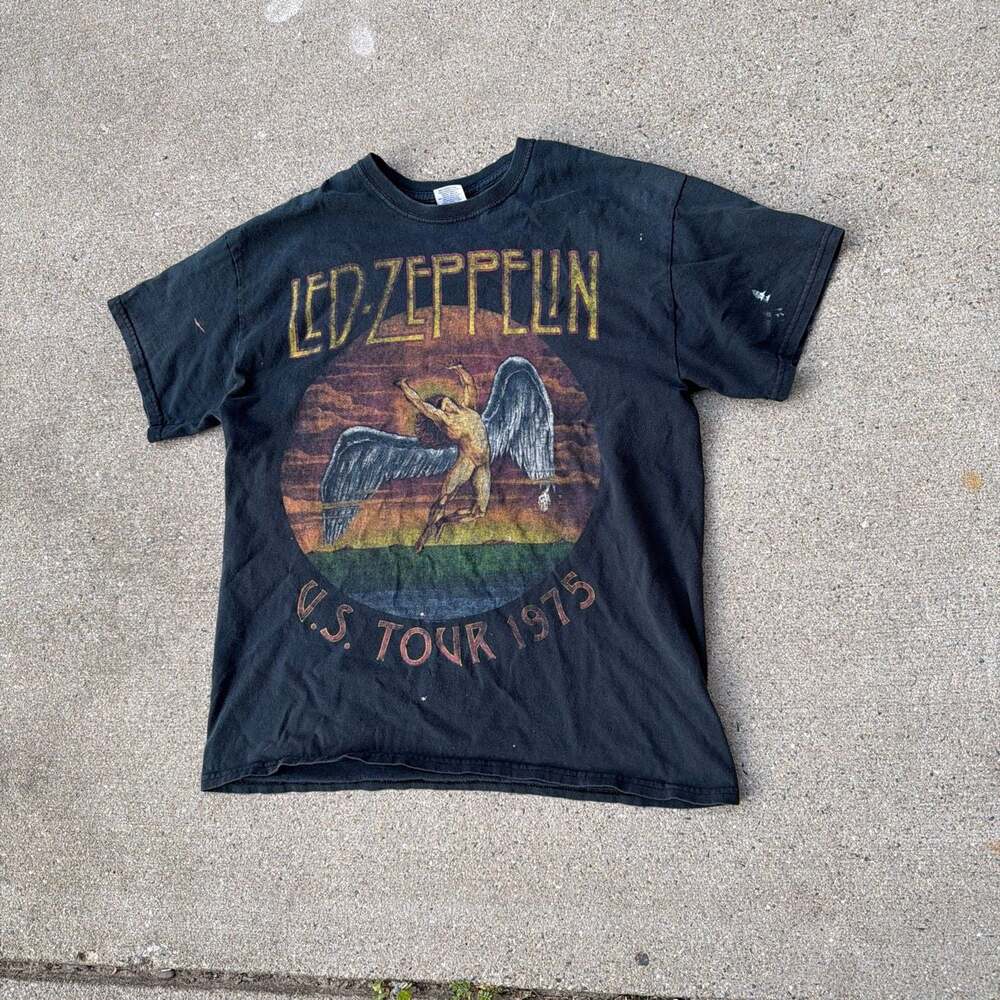 Led Zeppelin U.S. Tour 1975 Graphic T-Shirt
